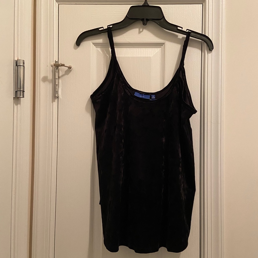 Apt 9 velour tank top